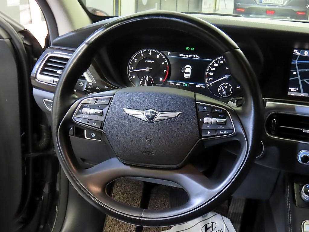 Genesis G90 - Vista 8