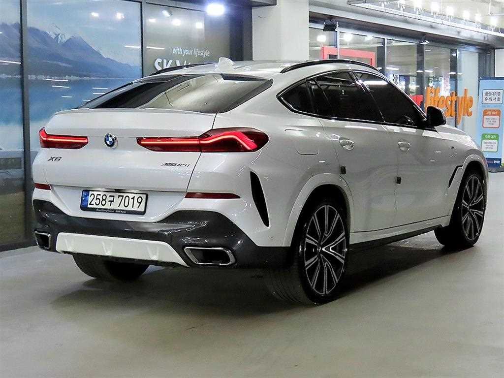 BMW X6 - Vista 4