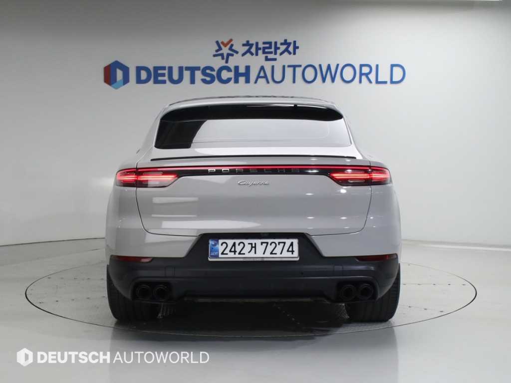 Porsche Cayenne - Vista 4