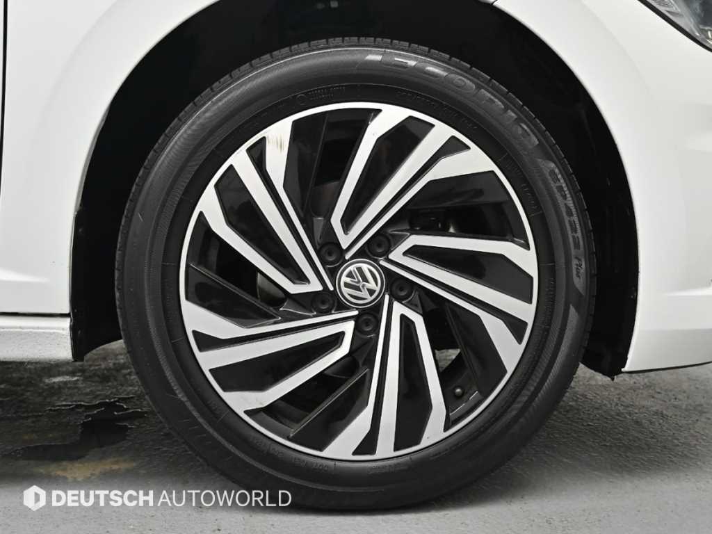 Volkswagen Jetta - Vista 5