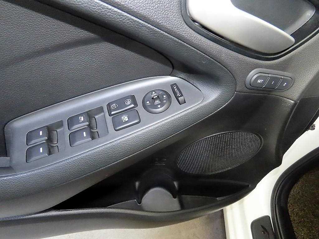 KIA K3 2016 Blanco - Importación desde Corea - HF Imports Iquique - Foto 13
