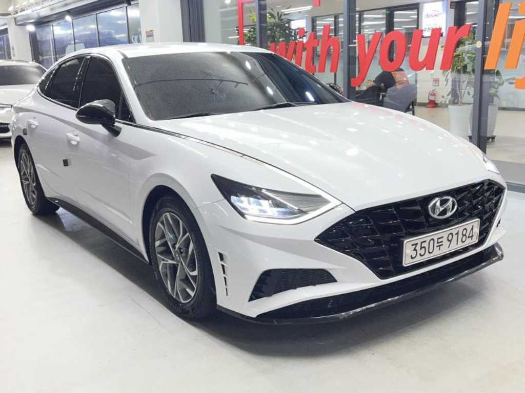 HYUNDAI Sonata 2022 Blanco - Importación desde Corea - HF Imports Iquique - Foto 1