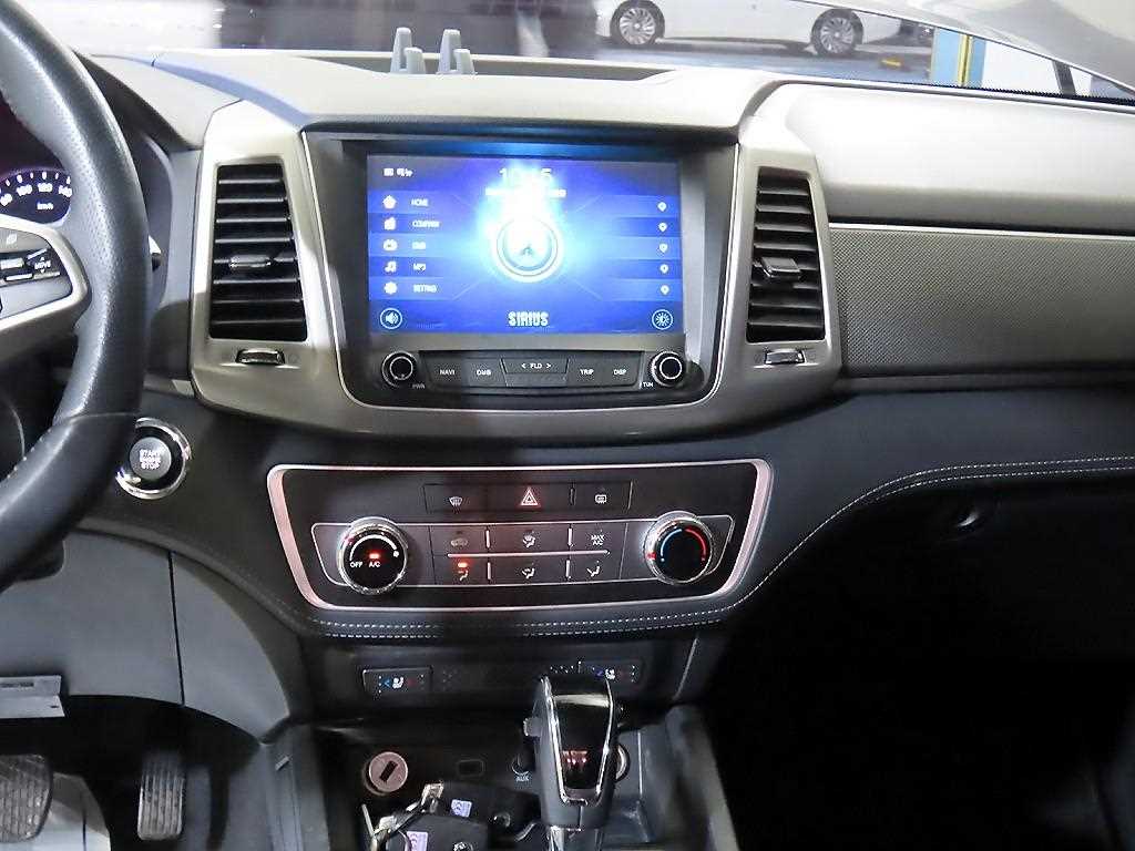 Ssangyong Rexton - Vista 11