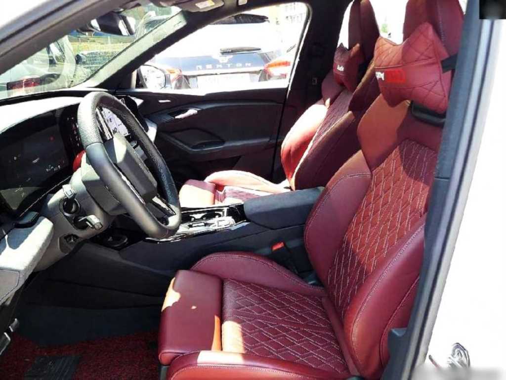 Audi SQ6 e-tron - Vista 11