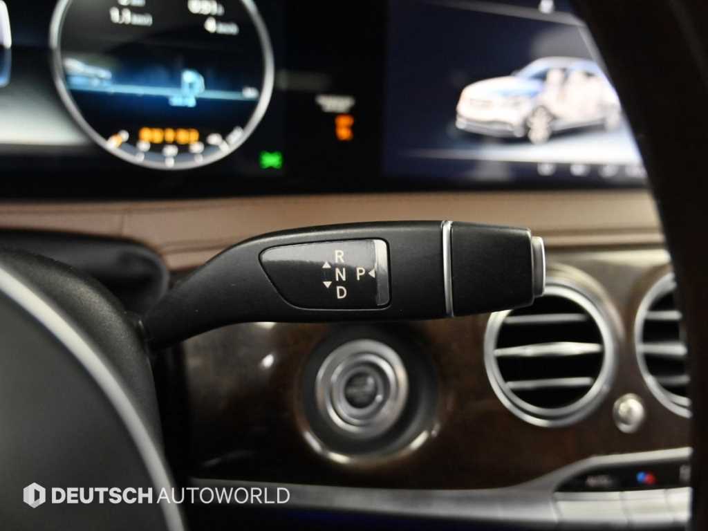 Mercedes Benz S Class - Vista 9
