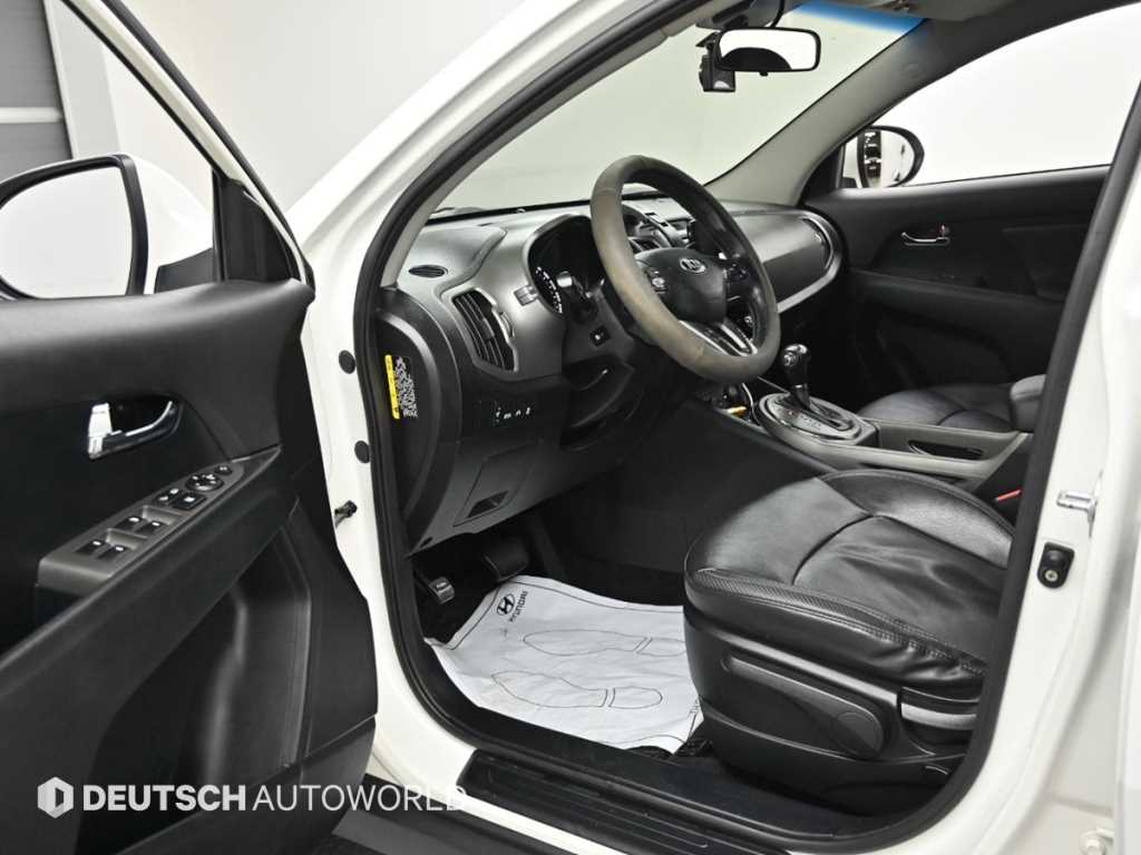 KIA Sportage - Vista 11