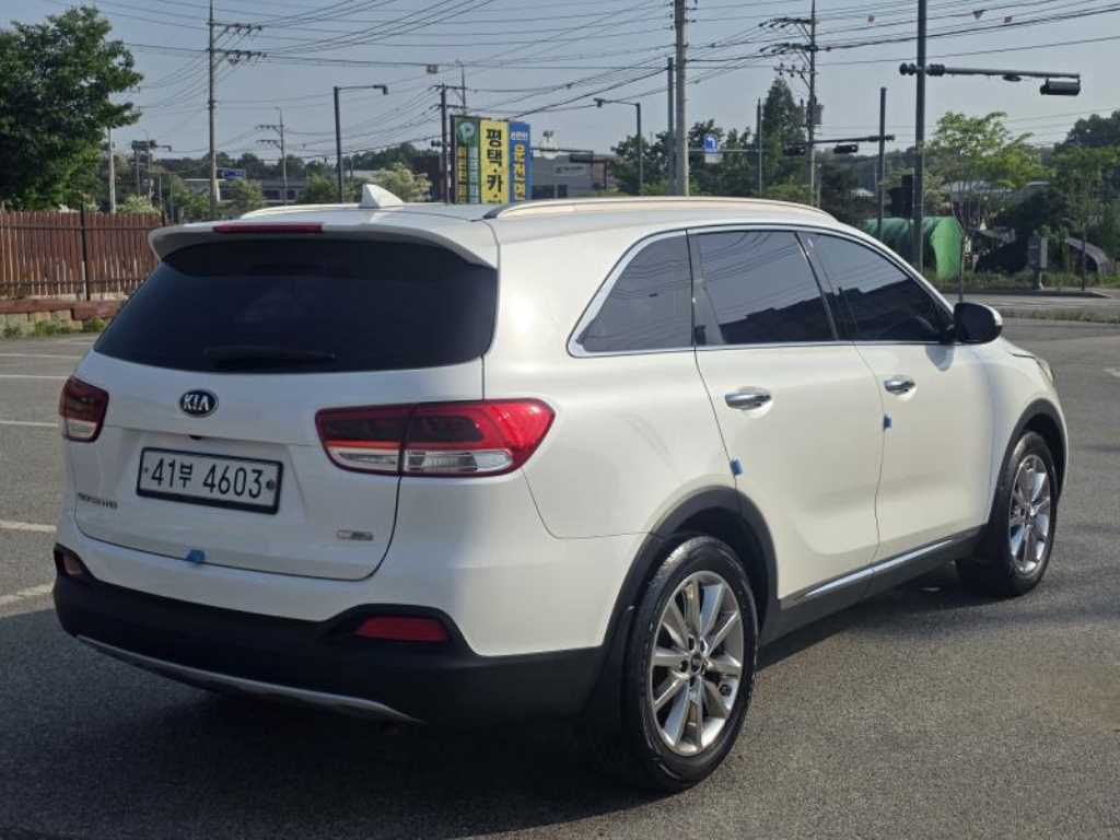 KIA Sorento - Vista 4