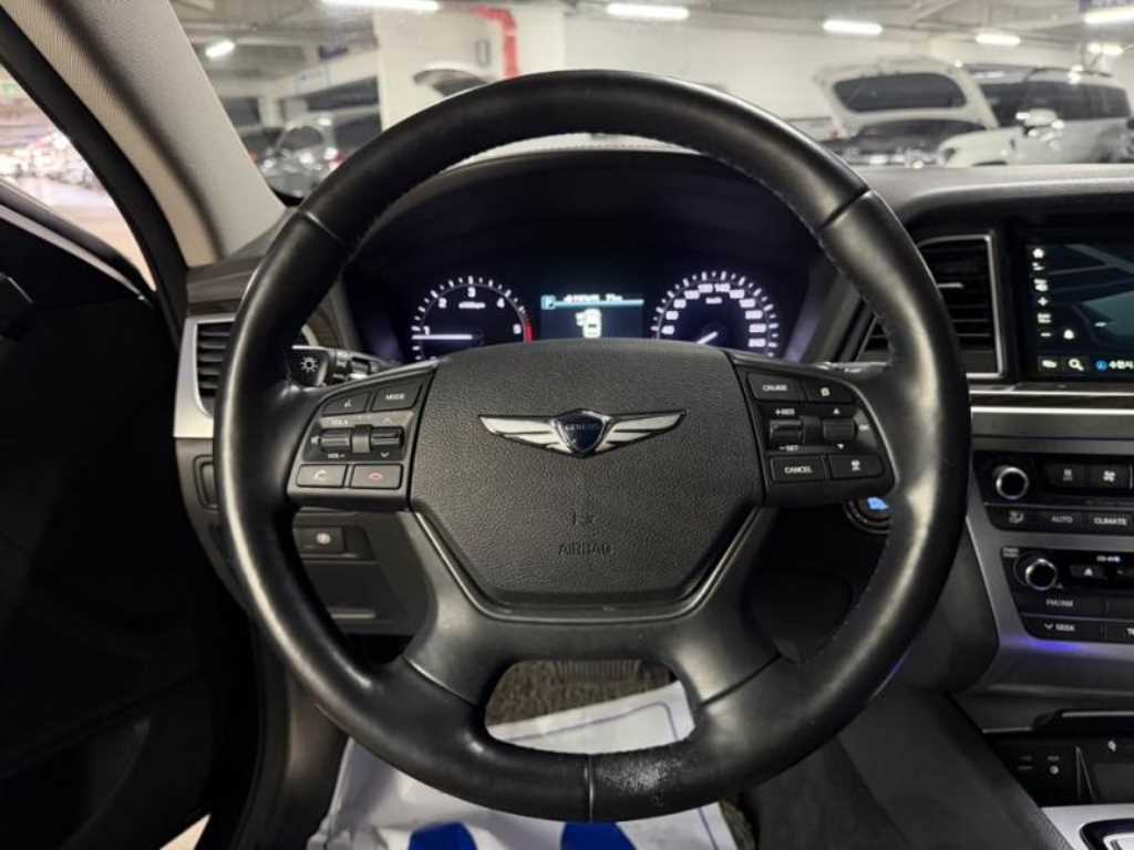 Genesis G80 - Vista 8