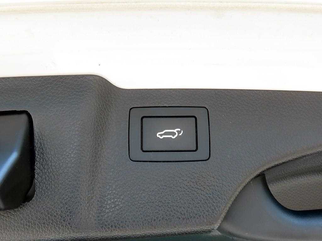 HYUNDAI Santa Fe 2016 Blanco - Importación desde Corea - HF Imports Iquique - Foto 18