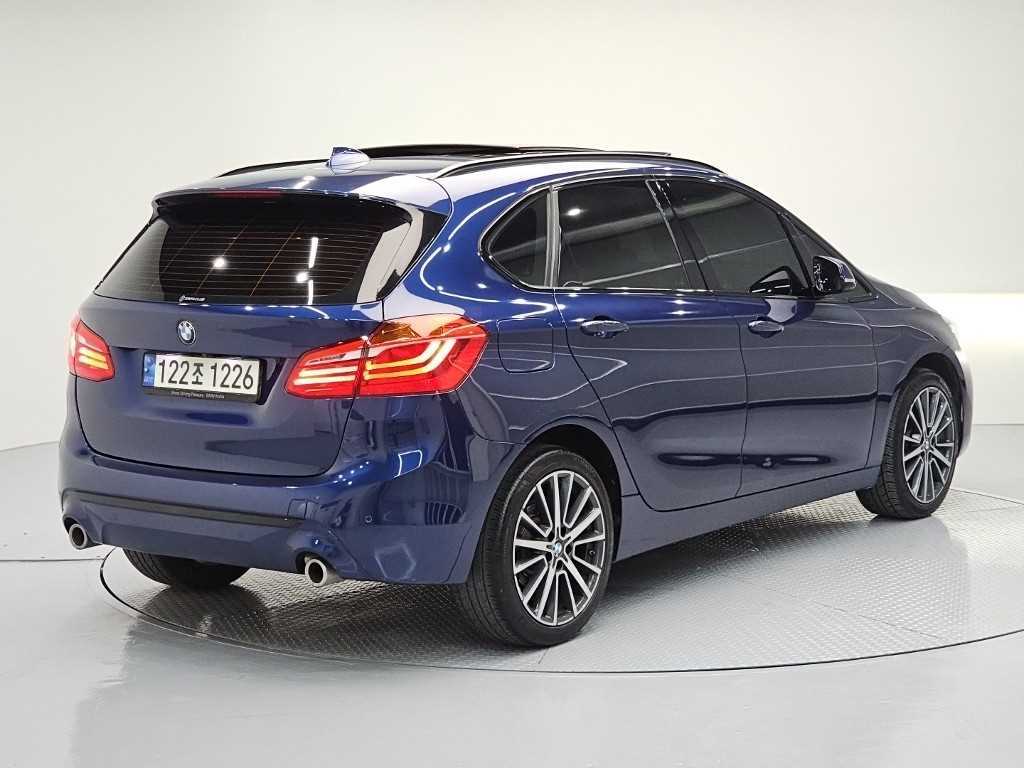 BMW 2 series - Vista 4