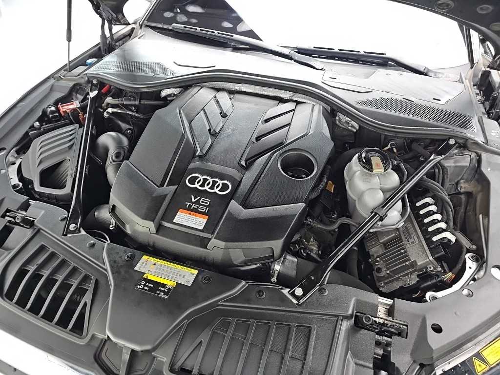 Audi A8 - Vista 5