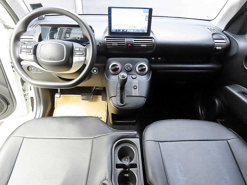 HYUNDAI Casper - Vista 7