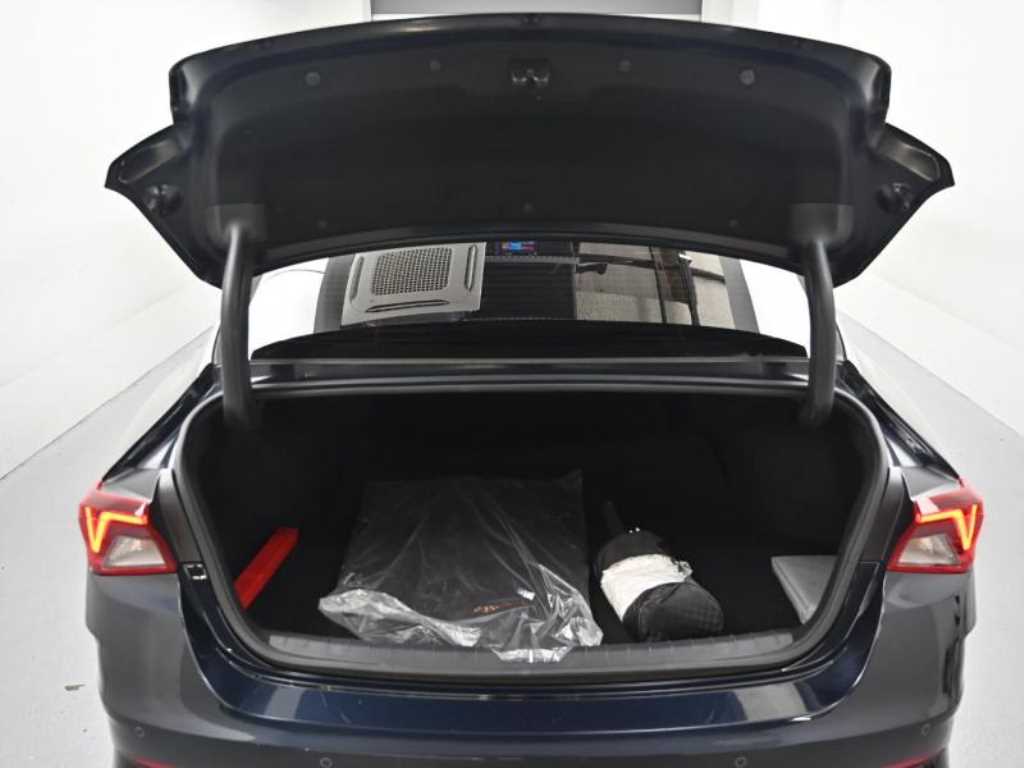 KIA K5 2022 Negro - Importación desde Corea - HF Imports Iquique - Foto 19