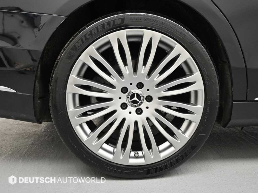 Mercedes Benz S Class - Vista 5