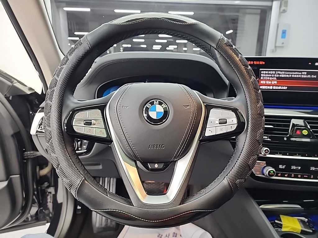 BMW 5 Series - Vista 9