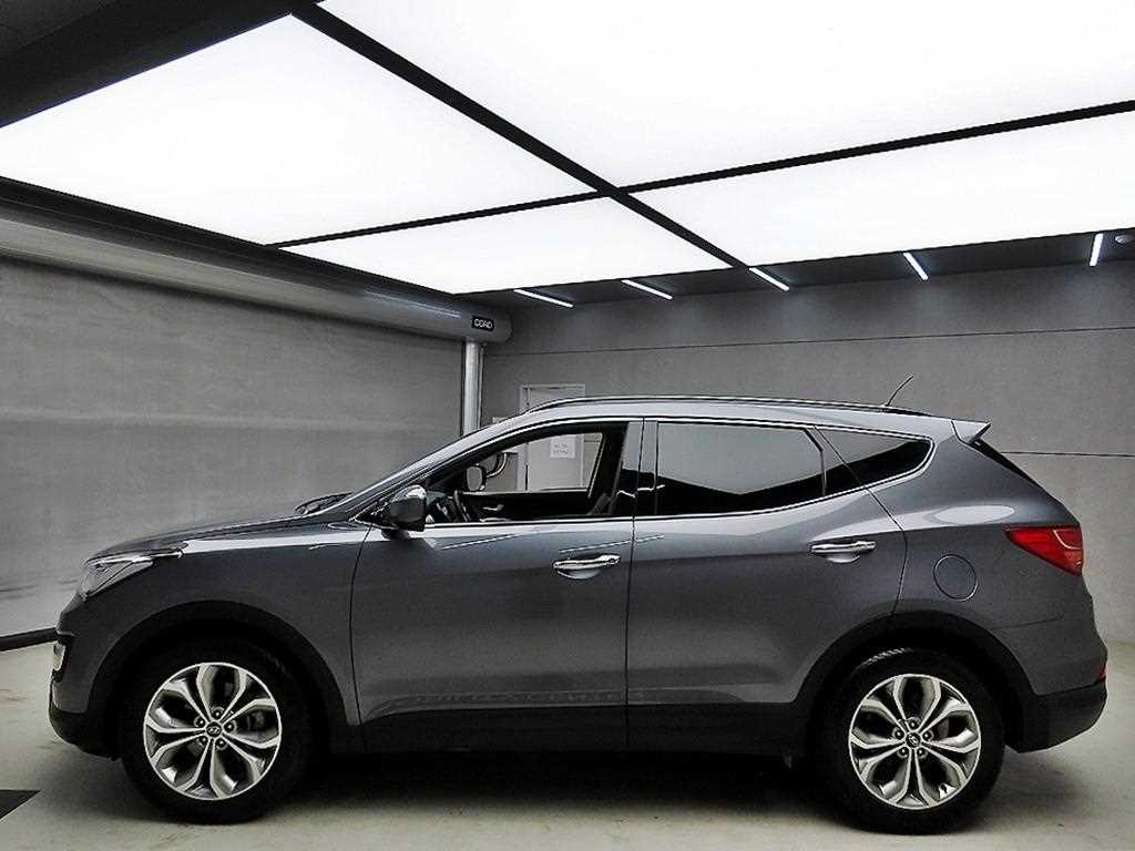 HYUNDAI Santa Fe - Vista 4