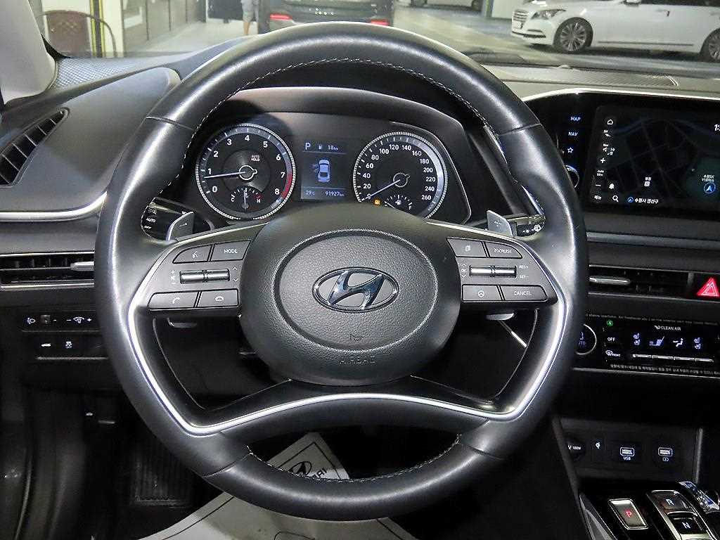 HYUNDAI Sonata - Vista 8