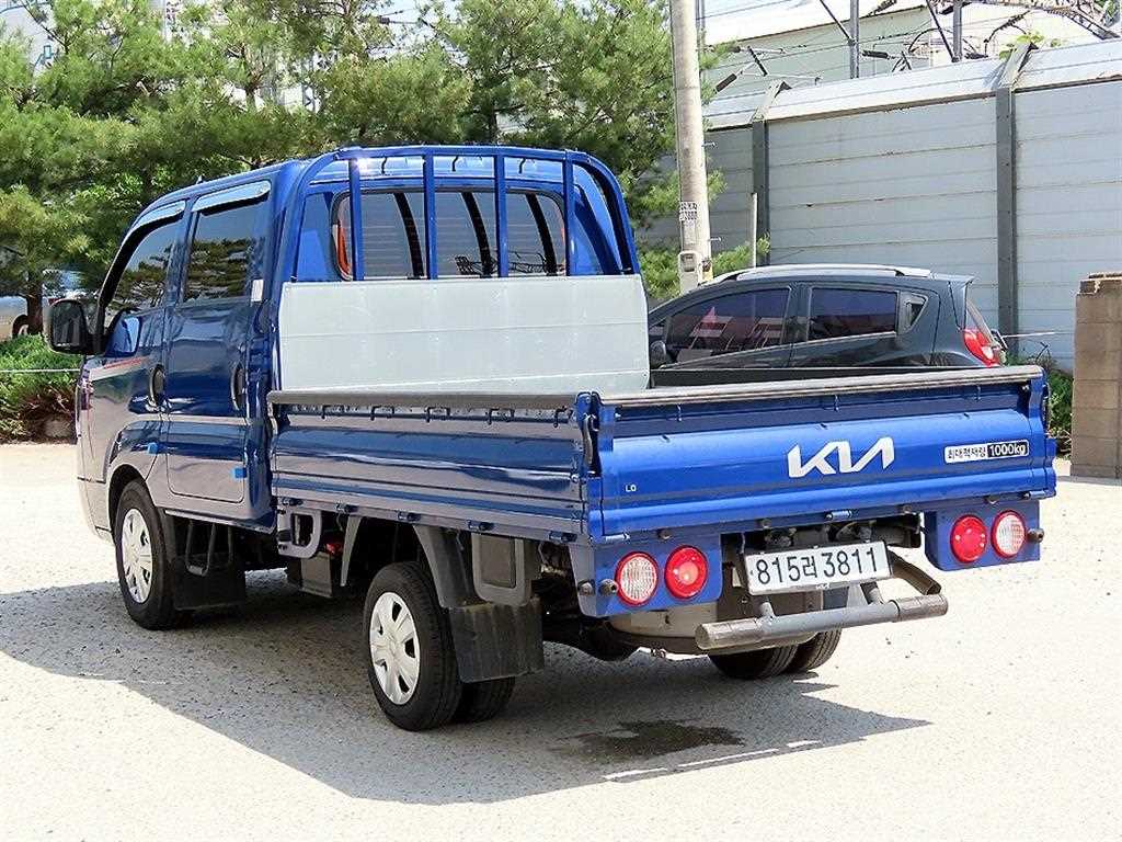 Small Truck Cargo (small) - Vista 3