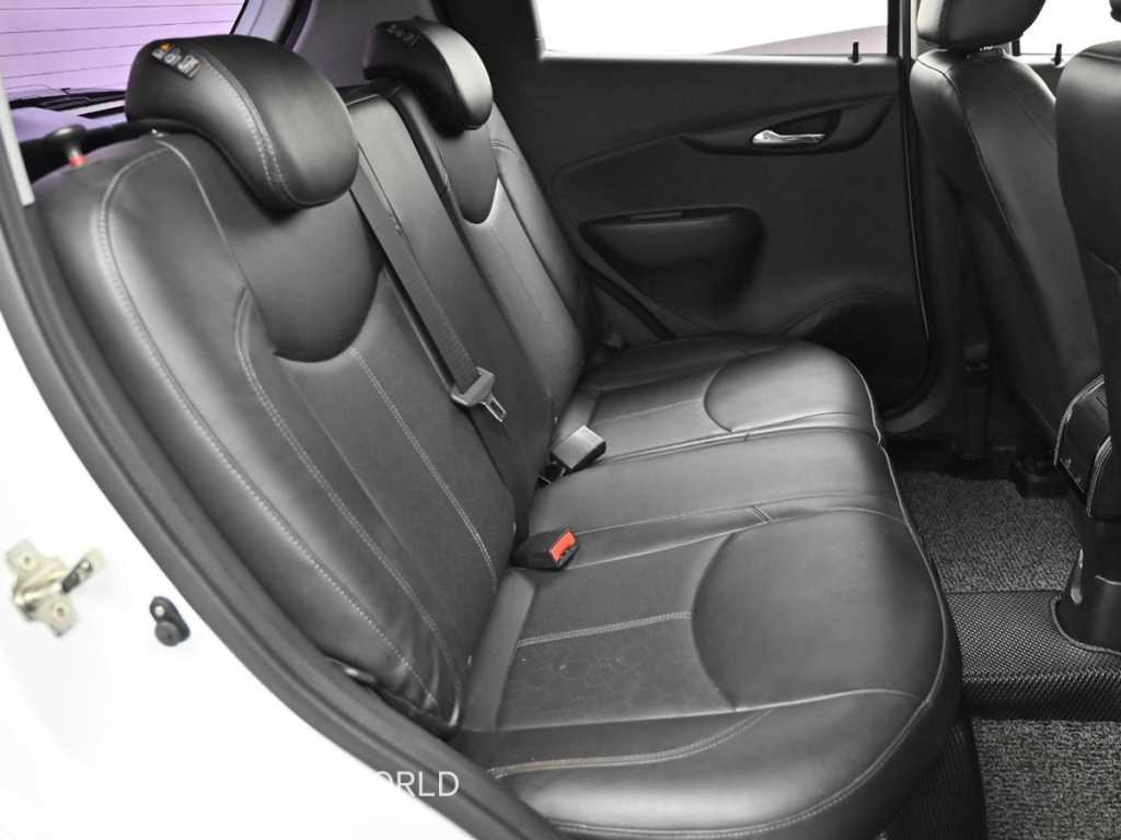 Chevrolet Spark - Vista 12