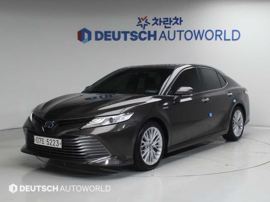 Toyota Camry 2018 Gris - Importación desde Corea - HF Imports Iquique - Foto 1