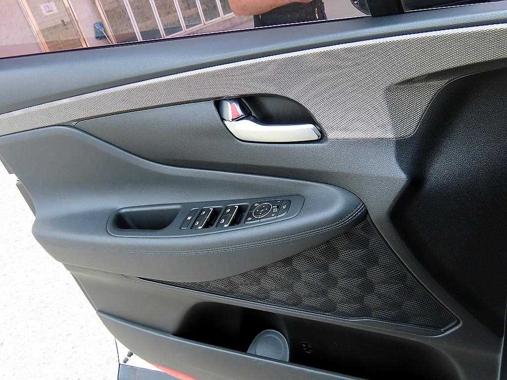 HYUNDAI Santa Fe - Vista 11
