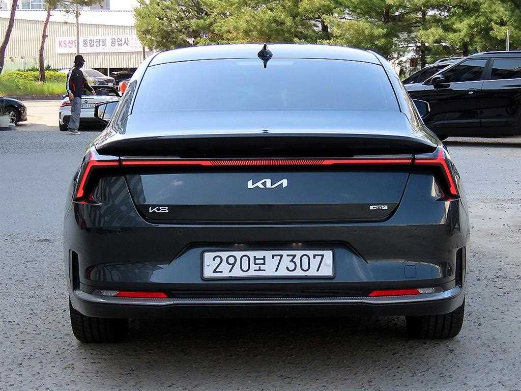 KIA K8 - Vista 4