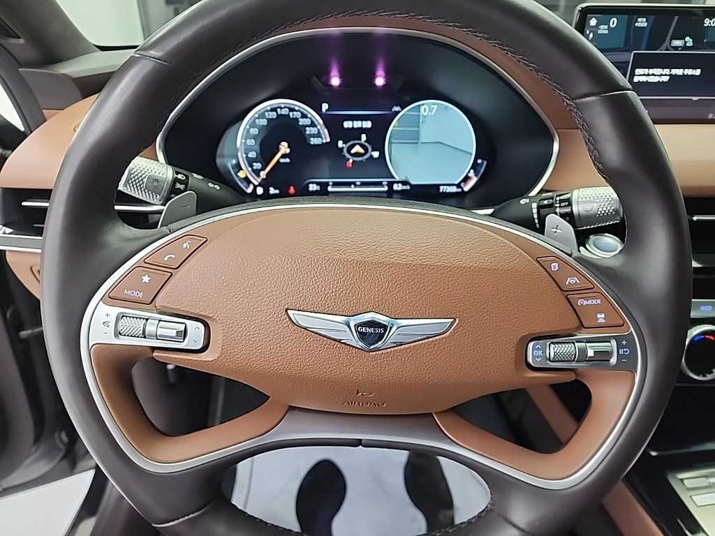 Genesis G80 - Vista 9