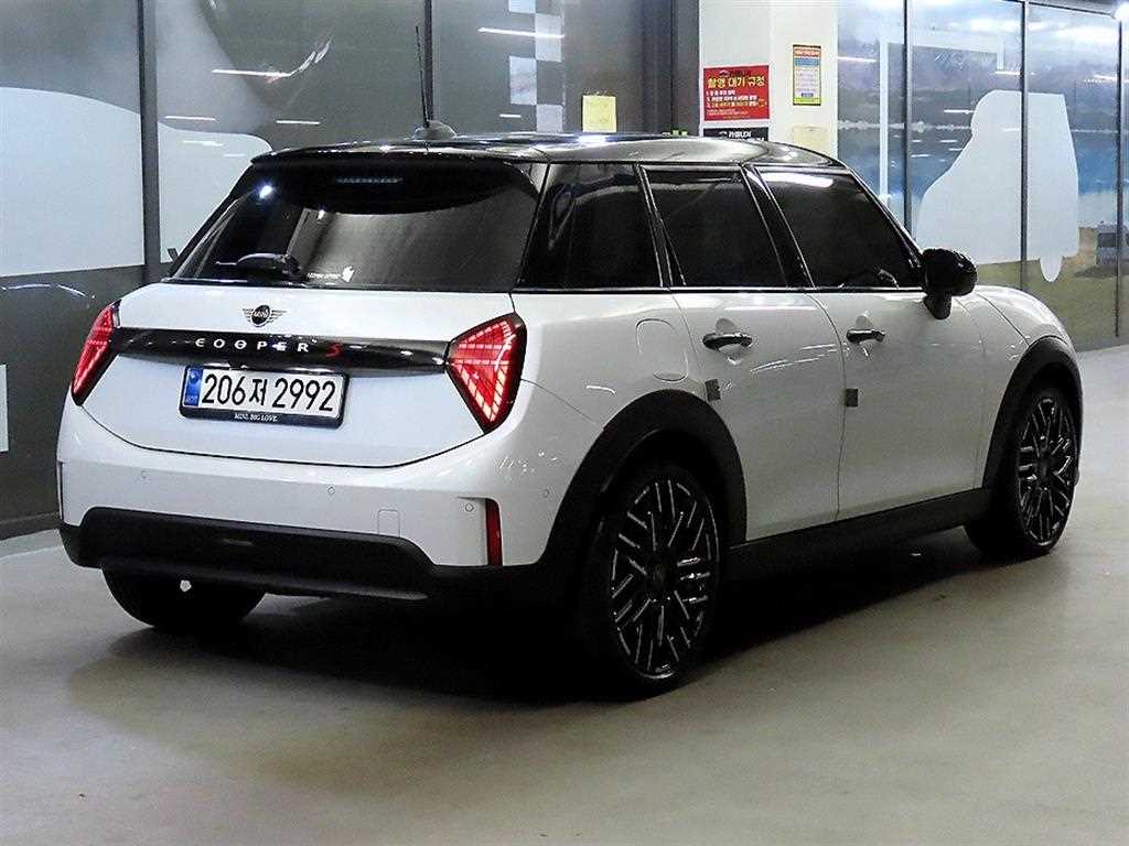 Mini Cooper - Vista 4