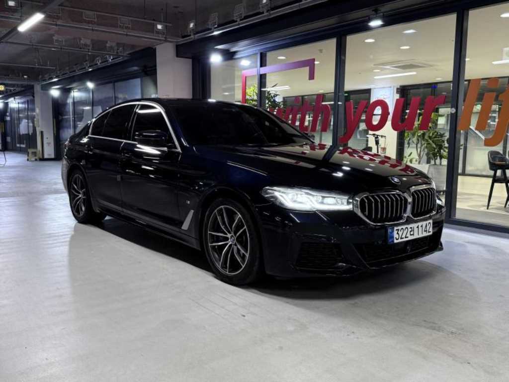BMW 5 Series 2021 Negro - Importación desde Corea - HF Imports Iquique - Foto 1
