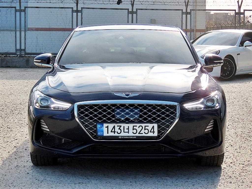 Genesis G70 - Vista 2
