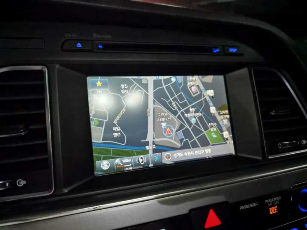 HYUNDAI Sonata - Vista 8