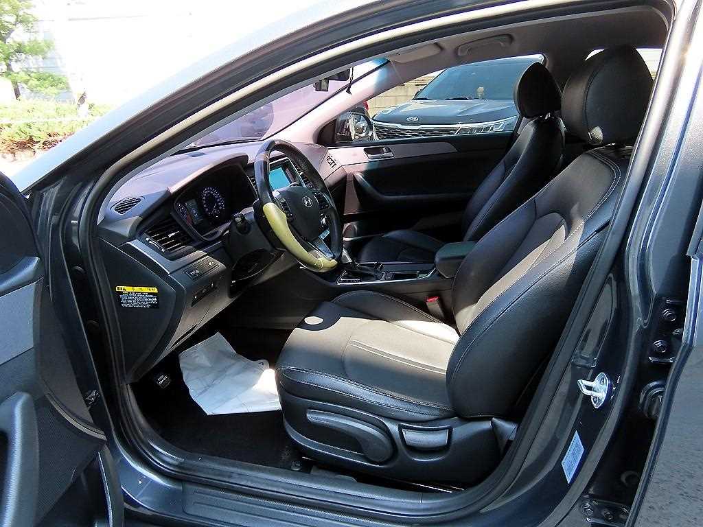 HYUNDAI Sonata - Vista 5