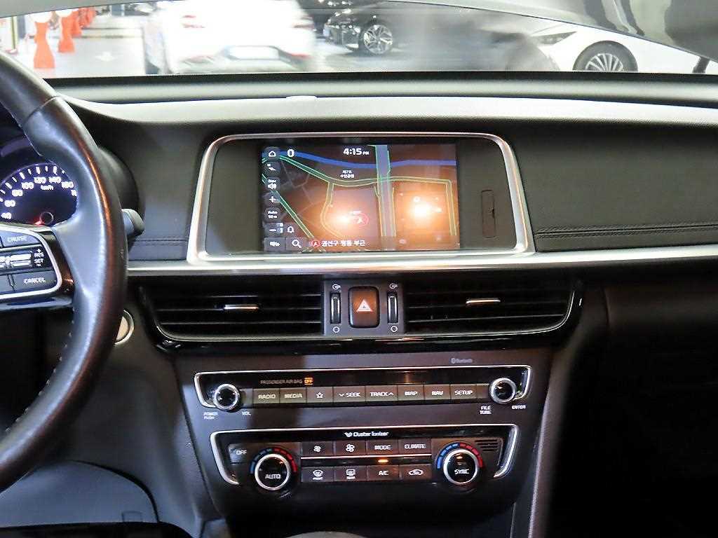 KIA K5 - Vista 11