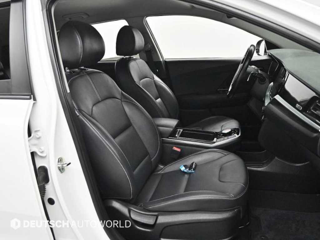 KIA Niro - Vista 10