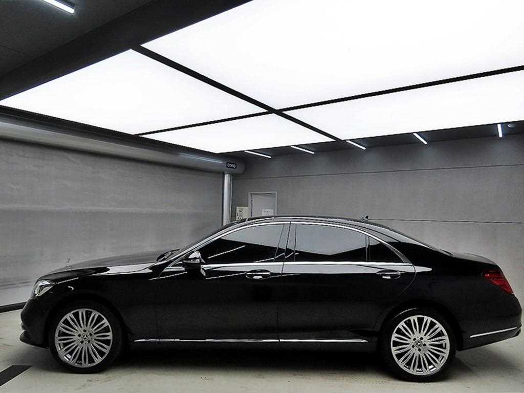 Mercedes Benz S Class - Vista 4