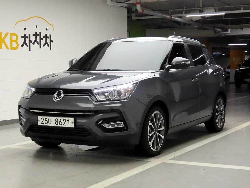Ssangyong Tivoli - Vista 2