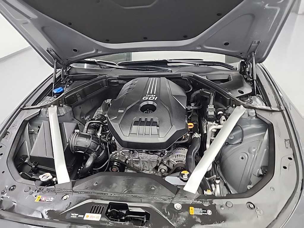 Genesis G70 - Vista 5