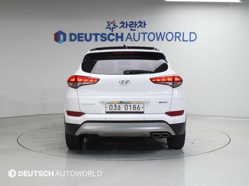 HYUNDAI Tucson - Vista 4