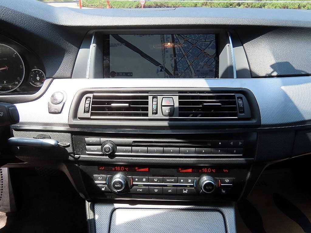 BMW 5 Series 2015 Negro - Importación desde Corea - HF Imports Iquique - Foto 15