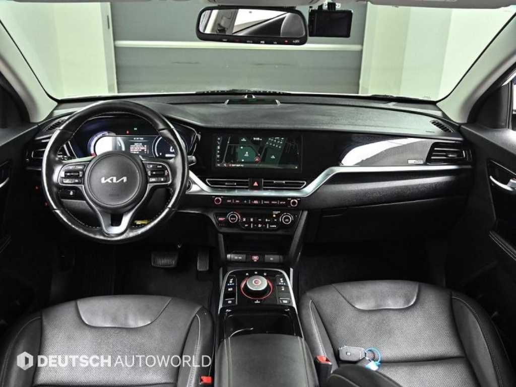 KIA Niro - Vista 8