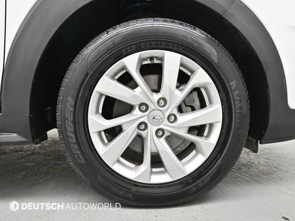 HYUNDAI Tucson - Vista 5