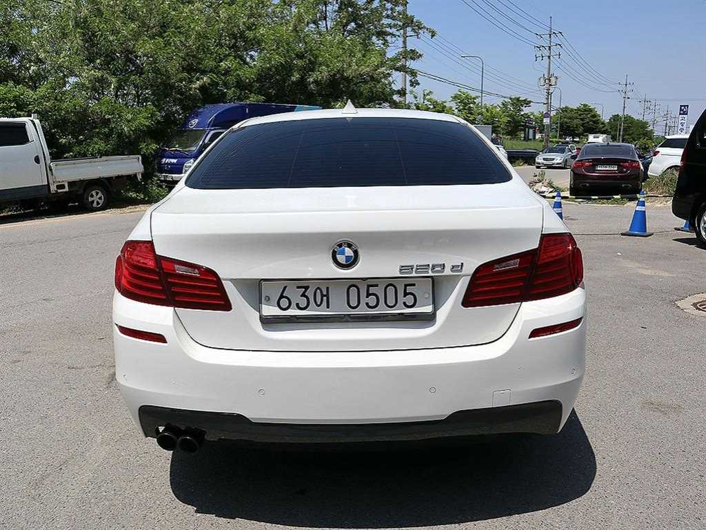 BMW 5 Series - Vista 3