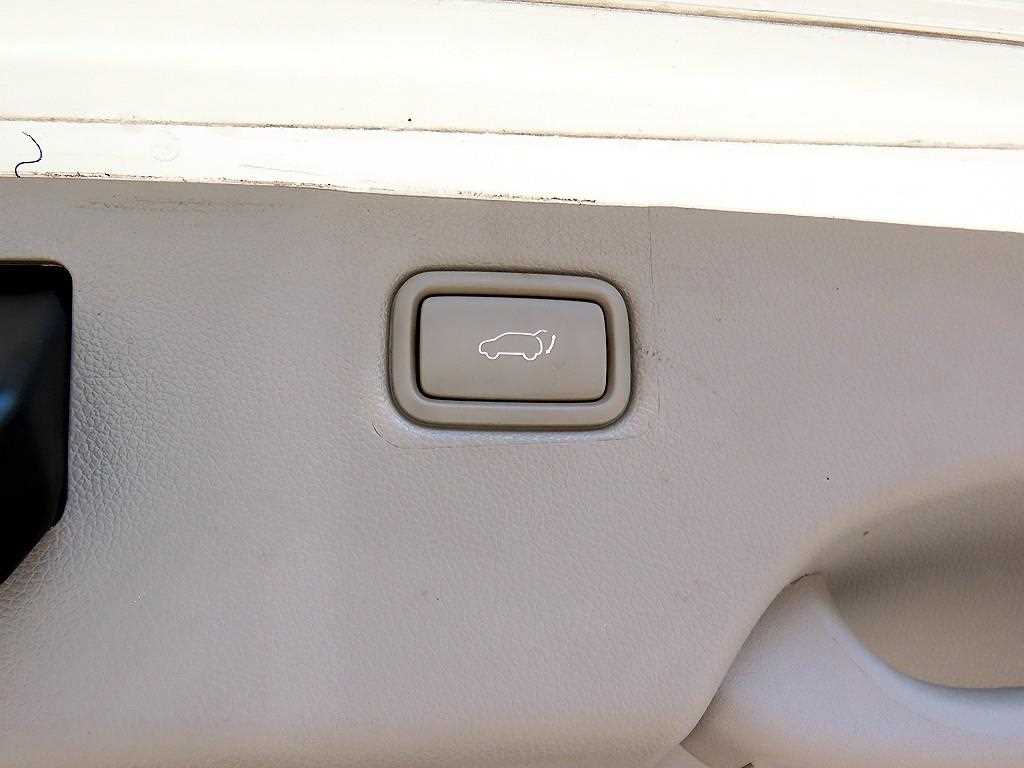 KIA Carnival 2017 Blanco - Importación desde Corea - HF Imports Iquique - Foto 16