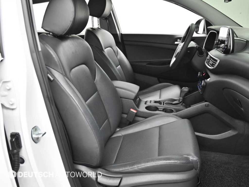 HYUNDAI Tucson - Vista 10