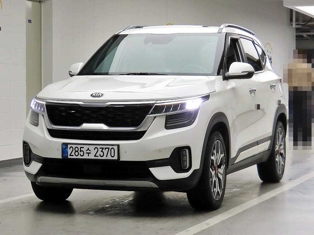 KIA Seltos - Vista 2