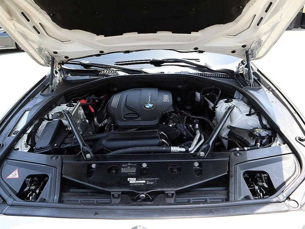 BMW 5 Series 2016 Blanco - Importación desde Corea - HF Imports Iquique - Foto 19