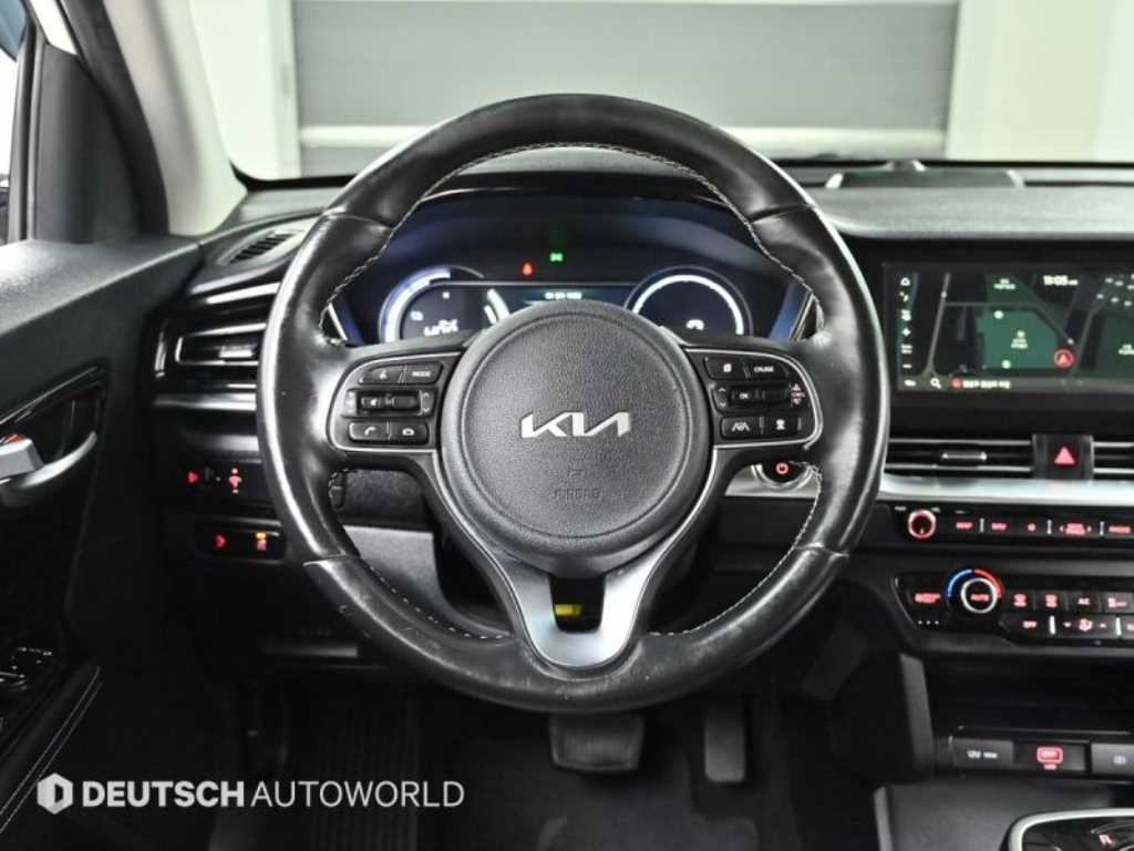 KIA Niro - Vista 12