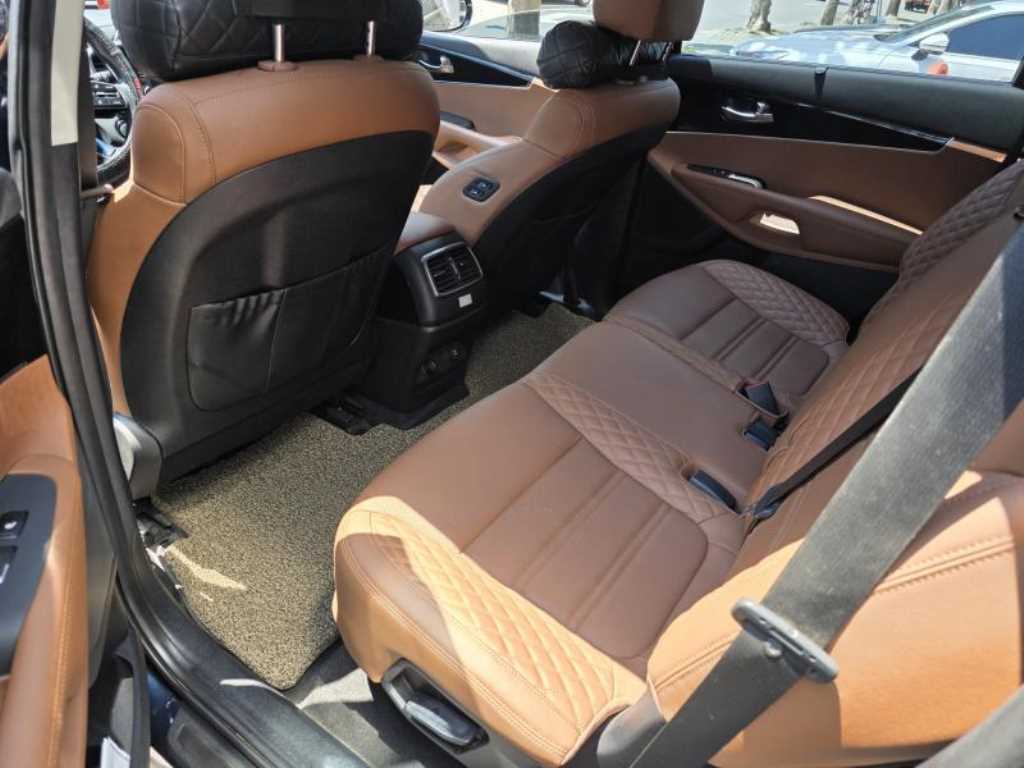 KIA Sorento - Vista 7