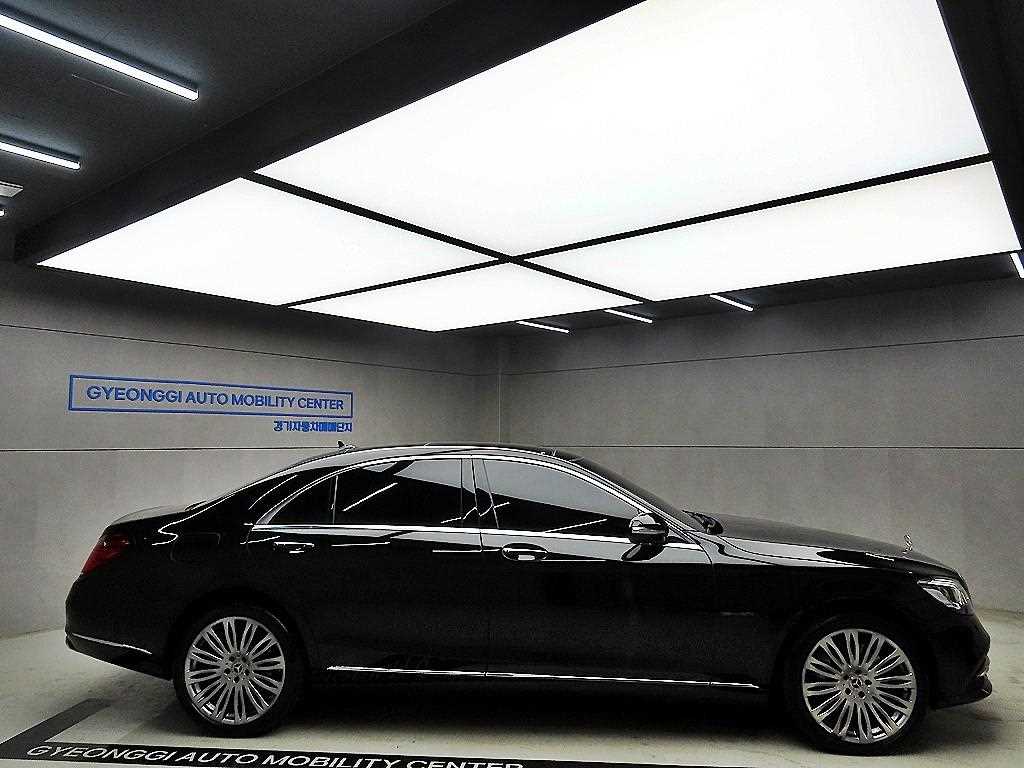 Mercedes Benz S Class - Vista 2