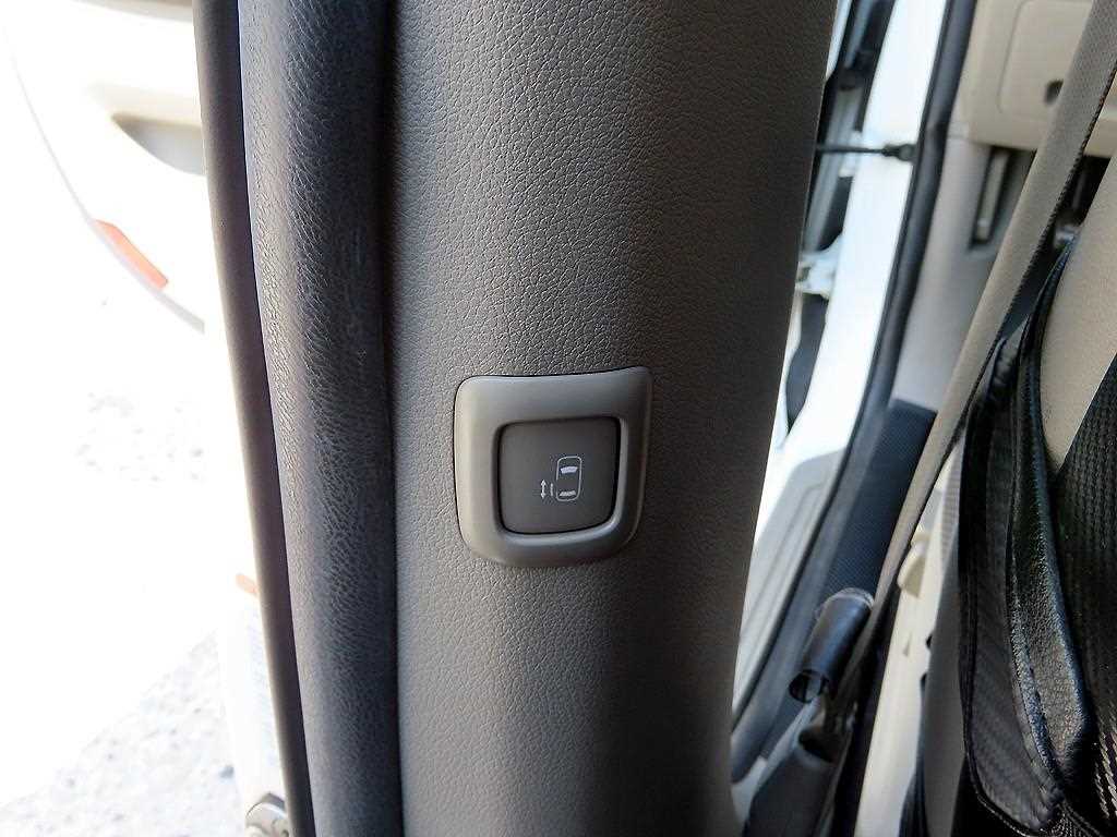KIA Carnival 2017 Blanco - Importación desde Corea - HF Imports Iquique - Foto 14